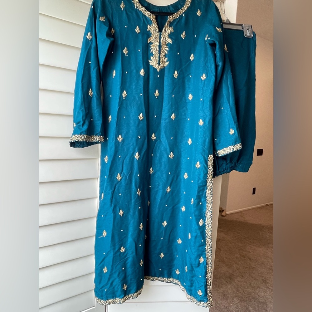 2 pieces hand embroidered suit